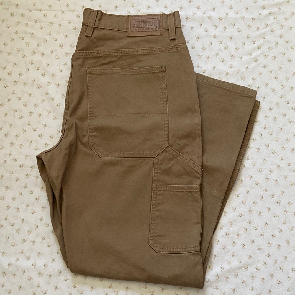 Men's Classic Tan Cargo Workwear Pants in Excellent Condition